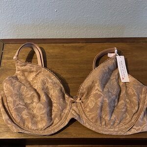Victoria's Secret Nude Lace Underwire Bra